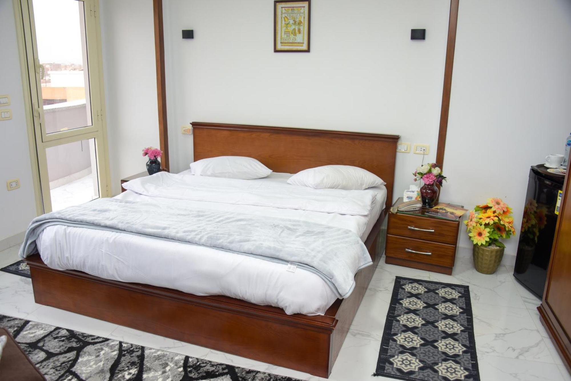 Kafret el-Gabal New Asser Hotel Pyramid מראה חיצוני תמונה
