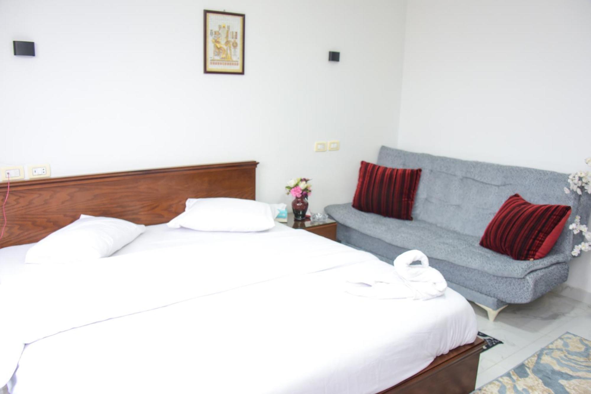 Kafret el-Gabal New Asser Hotel Pyramid מראה חיצוני תמונה