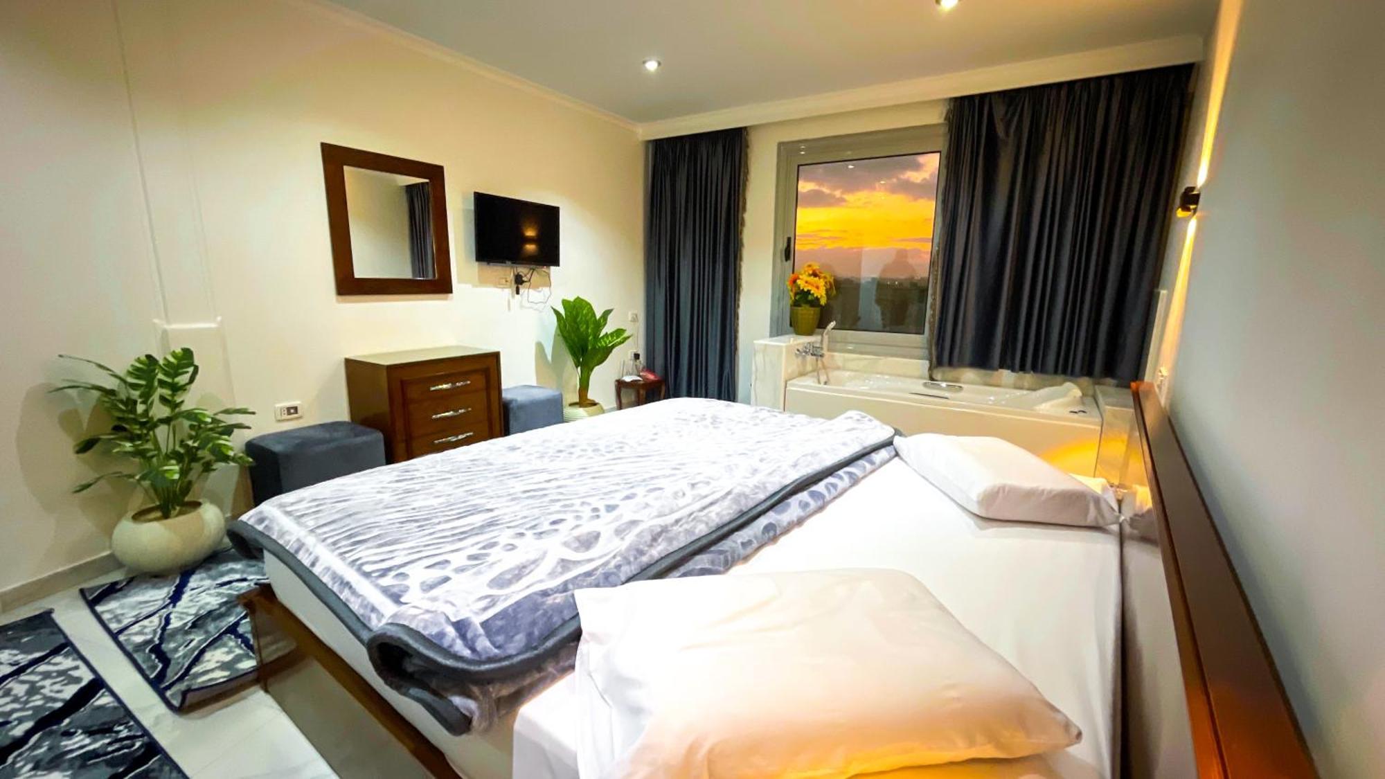 Kafret el-Gabal New Asser Hotel Pyramid מראה חיצוני תמונה