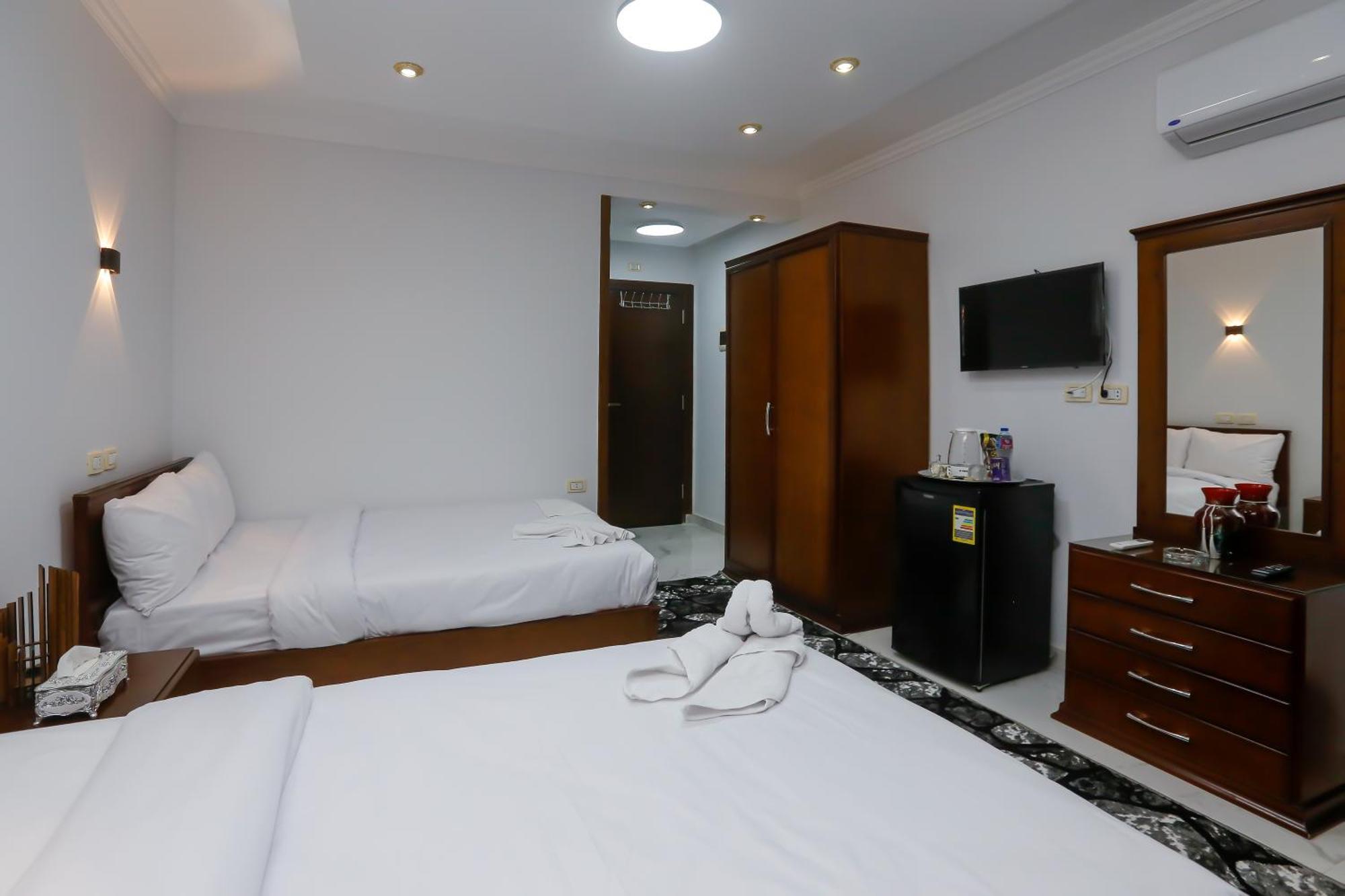 Kafret el-Gabal New Asser Hotel Pyramid מראה חיצוני תמונה