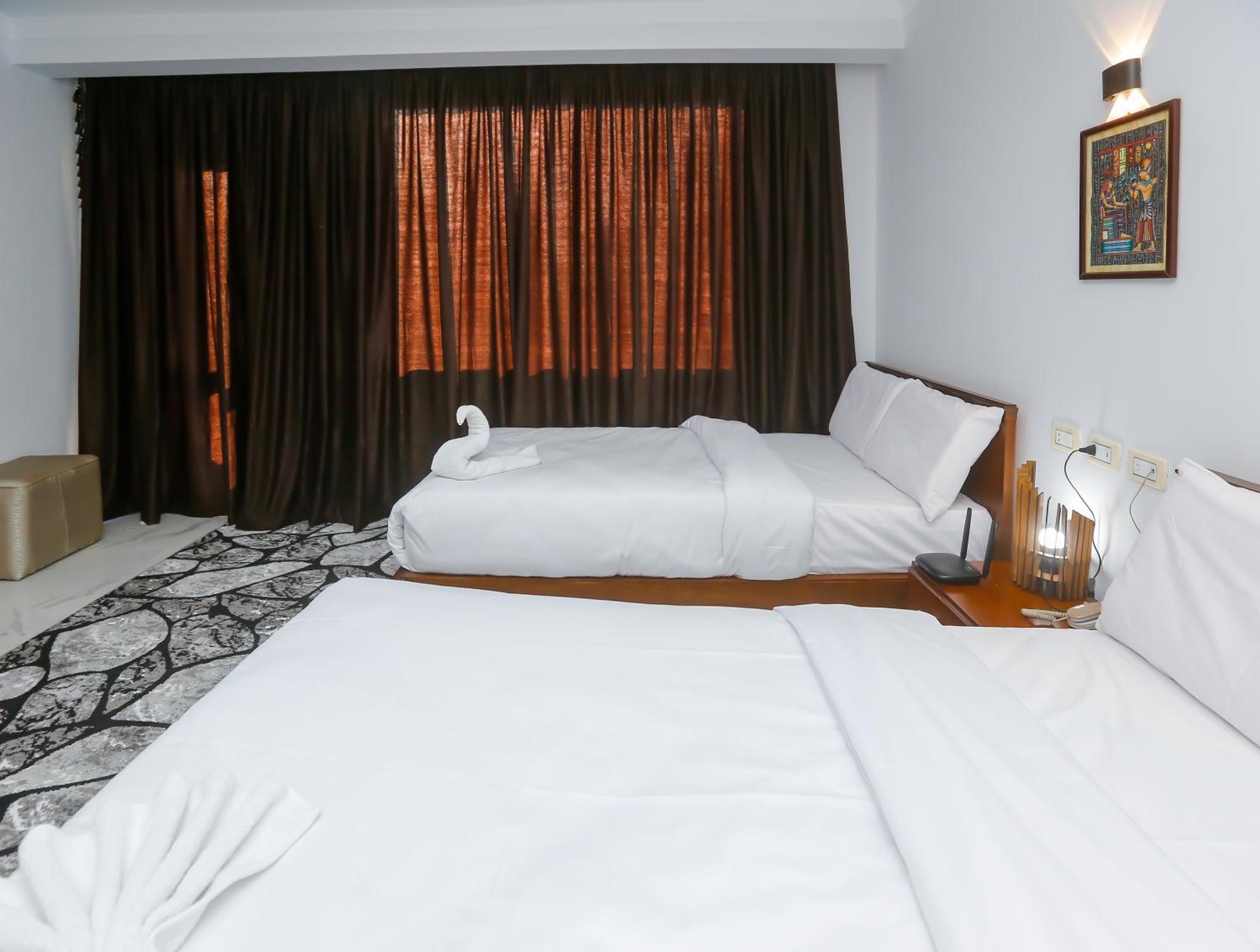 Kafret el-Gabal New Asser Hotel Pyramid מראה חיצוני תמונה