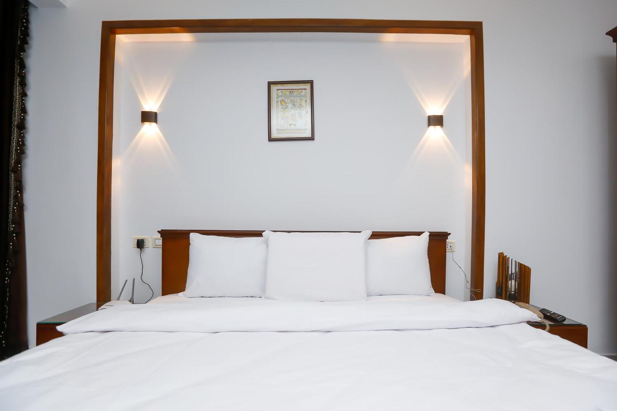 Kafret el-Gabal New Asser Hotel Pyramid מראה חיצוני תמונה