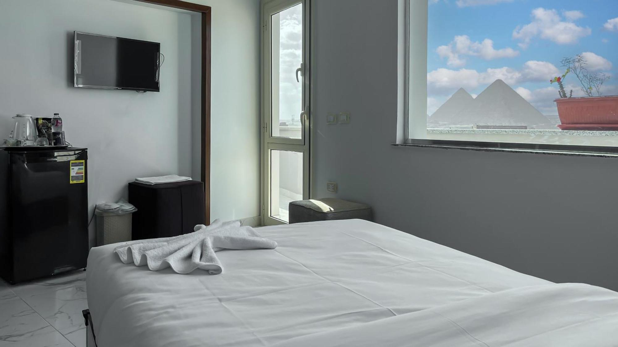 Kafret el-Gabal New Asser Hotel Pyramid מראה חיצוני תמונה